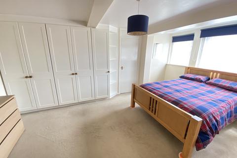 1 bedroom flat to rent, Rosehill House, Emmer Green, RG4