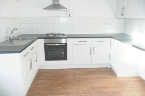 2 bedroom flat to rent, Station Street, Saltburn, TS12