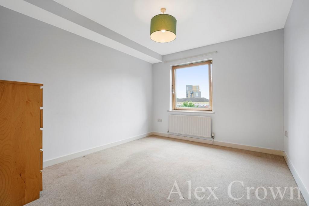 Apartment in London - More