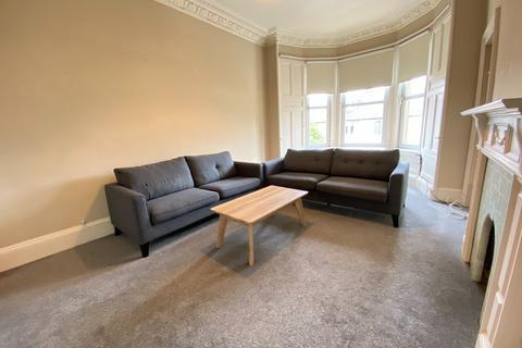 3 bedroom flat to rent, Polwarth Place, Polwarth, Edinburgh, EH11