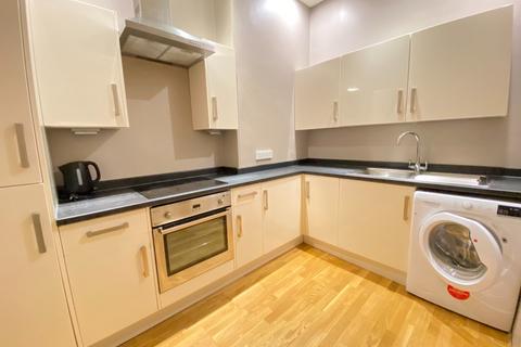3 bedroom flat to rent, Polwarth Place, Polwarth, Edinburgh, EH11
