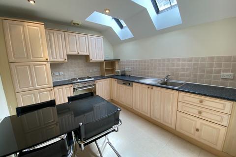 3 bedroom flat to rent, Gayfield Place Lane, Broughton, Edinburgh, EH1