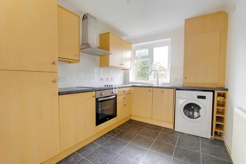 2 bedroom maisonette to rent, Pennant Crescent, Lakeside, Cardiff