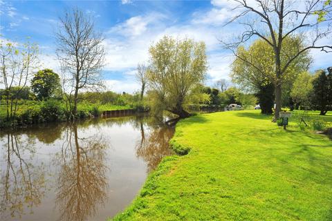 Pub to rent, Church Street, Wadenhoe