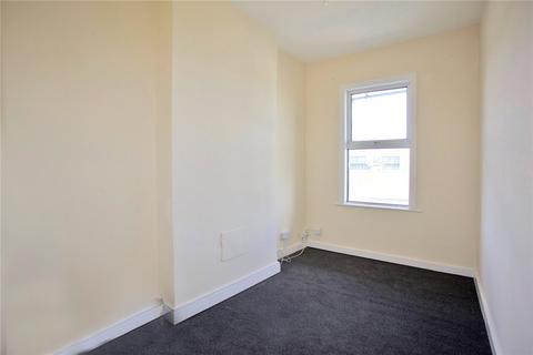 2 bedroom apartment to rent, The Avenue, London, E4