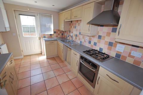 4 bedroom end of terrace house to rent - 11 Casson Drive, Bristol