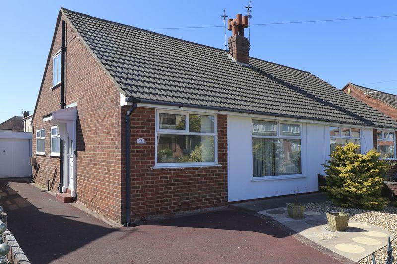 Denbigh Avenue, ThorntonCleveleys 3 bed semidetached bungalow £125,000