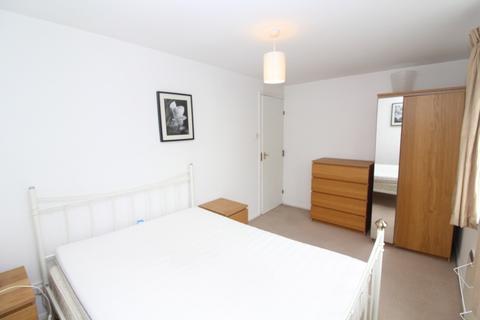 2 bedroom apartment to rent, Cypher House, City Centre Swansea, SA1 1UB