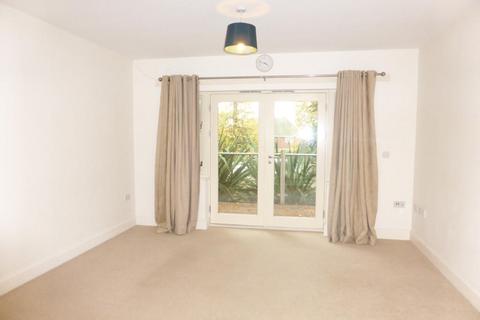 2 bedroom flat to rent, 183 Midland Road, Wellingborough NN8