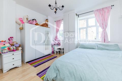 1 bedroom apartment to rent, Golders Green Road, Golders Green, London