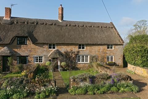 Search Cottages For Sale In Warwickshire Onthemarket