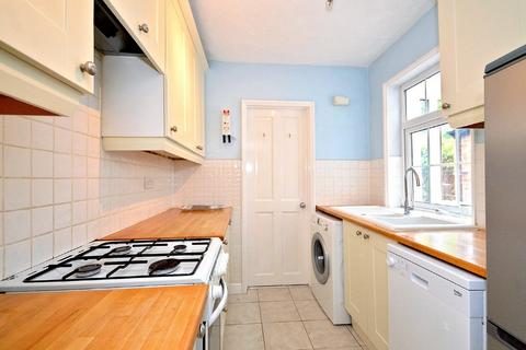 2 bedroom terraced house to rent, Hill Street, Norwich