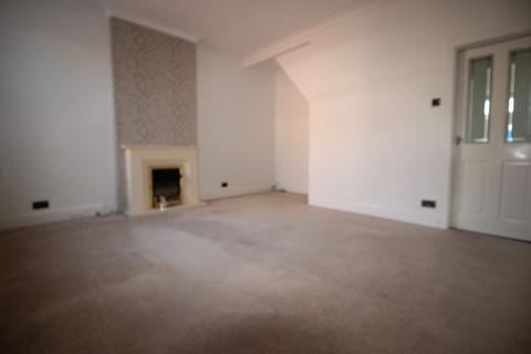 2 bedroom terraced house to rent, Bombay Street, Blackburn. BB1 7LZ