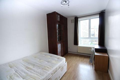 4 bedroom flat to rent, Browning Street, Elephant and Castle, London