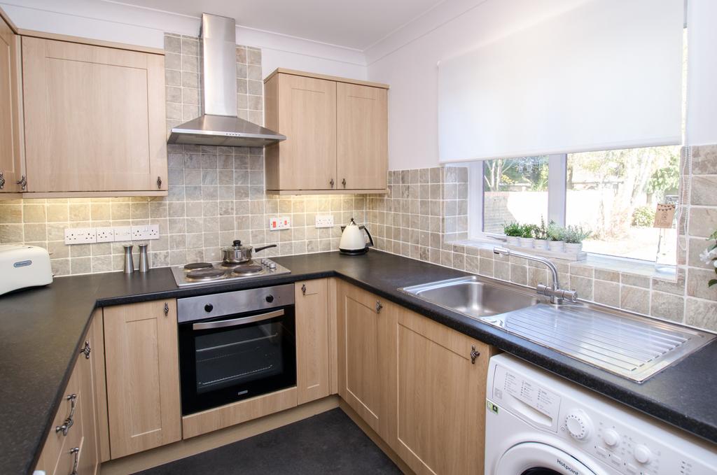 UNEXPECTEDLY REAVAILABLE - A bright and airy one