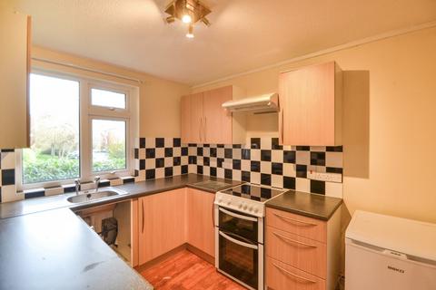 1 bedroom flat to rent, Dalford Court, Hollinswood