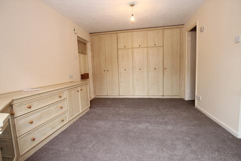 Studio to rent, St Peters Gardens, Wrecclesham, Farnham GU10