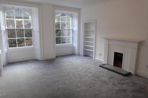 2 bedroom flat to rent, Leopold Place, New Town, Edinburgh, EH7