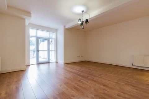 2 bedroom apartment to rent, Parklea, Fulwood Park, liverpool L17