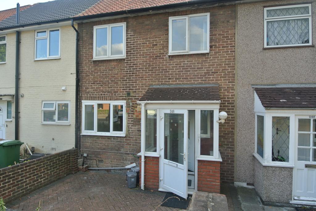 Downham Way BR1 3 bed terraced house - £1,800 pcm (£415 pw)