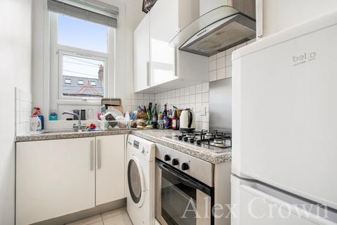 3 bedroom flat to rent, Mortimer Road, Kensal Green