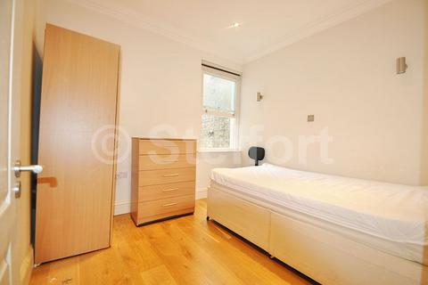 2 bedroom apartment to rent, Holloway Road, N7