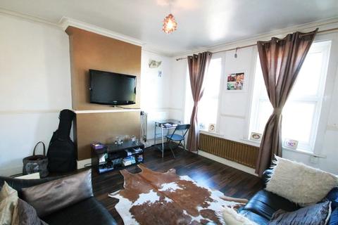 1 bedroom apartment to rent - Chelsham Road, South Croydon