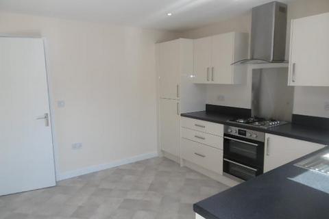 3 bedroom terraced house to rent, Roberts Yard, Beeston, NG9 2LJ