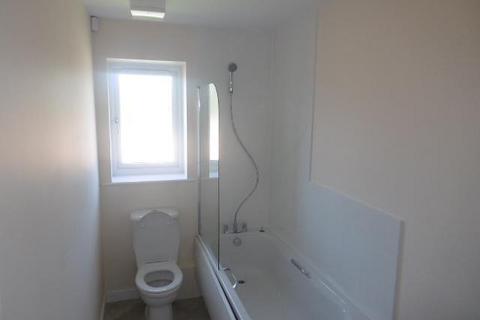3 bedroom terraced house to rent, Roberts Yard, Beeston, NG9 2LJ