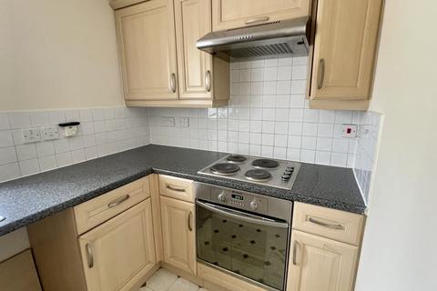 2 bedroom apartment to rent, Town Lands Close, Wombwell, Barnsley, S73