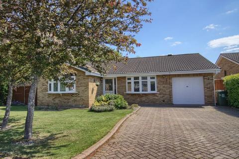 3 bedroom detached bungalow to rent, Playlin Close, Yarm