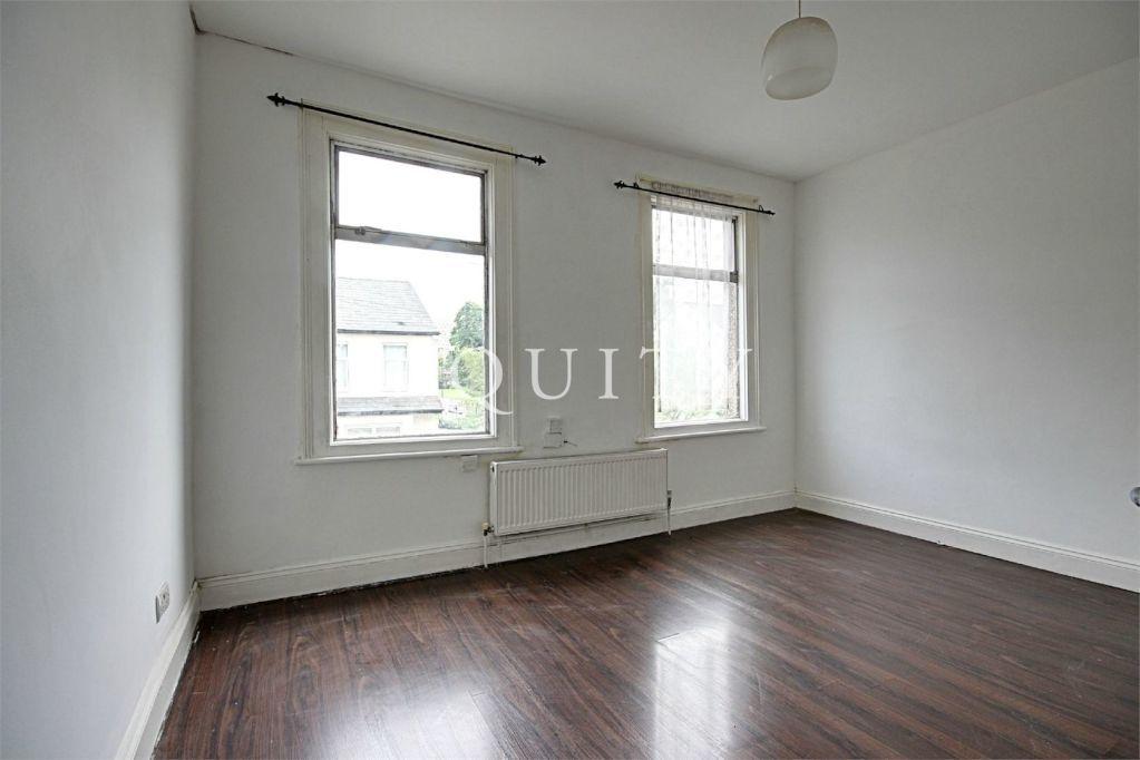 Argyle Road, Edmonton, N18 2 bed terraced house £1,400 pcm (£323 pw)