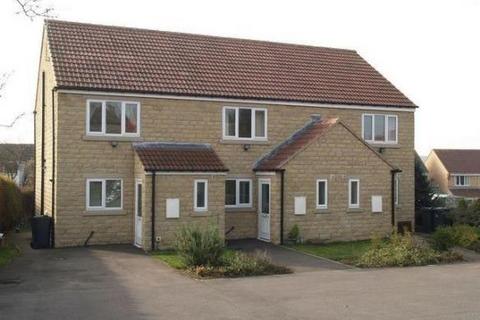 2 bedroom terraced house to rent, Peacock Lane