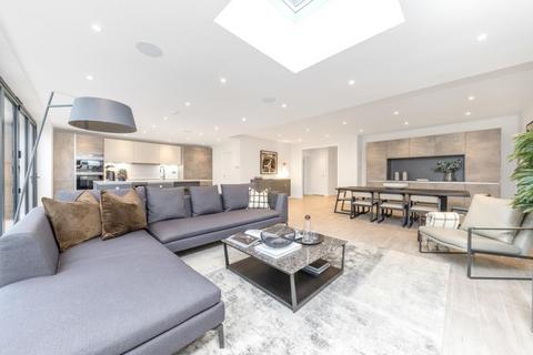 undefined, Dunstan Road, Golders Green, NW11