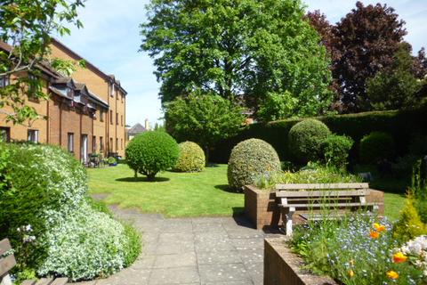 2 bedroom flat for sale - PRIORY  COURT, GLASSHOUSE HILL, OLDSWINFORD, STOURBRIDGE DY8