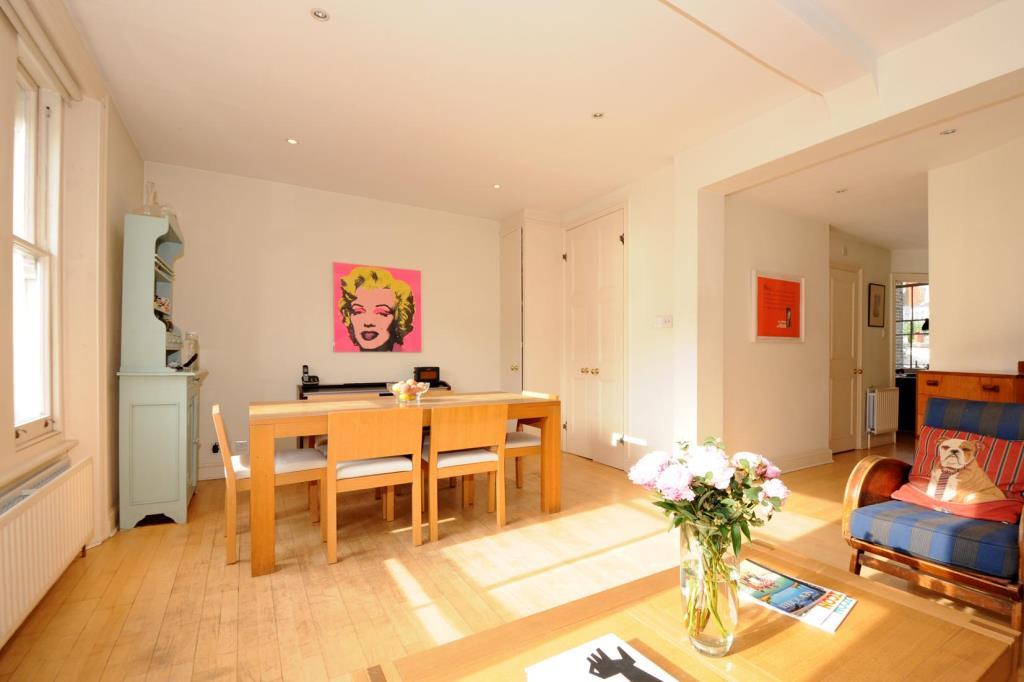 Reception Room (shot 3)