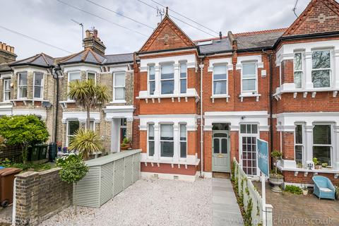 4 bedroom terraced house to rent, Piermont Road