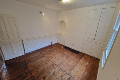 2 bedroom terraced house to rent, Norwich Street, Cambridge CB2