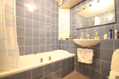 1 bedroom apartment to rent - Abbey Road, Enfield, Middlesex, EN1