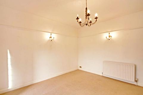 3 bedroom semi-detached house to rent, Windmill Gardens, Enfield, Middlesex, EN2