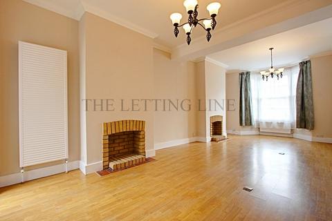 3 bedroom semi-detached house to rent, Lavender Road, Enfield, Middlesex, EN2