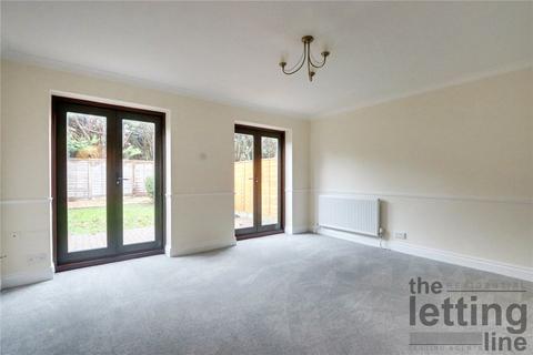 3 bedroom semi-detached house to rent, Cuffley Hill, Goffs Oak, Waltham Cross, Hertfordshire, EN7