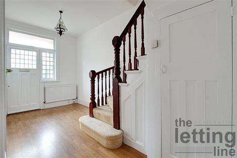 5 bedroom semi-detached house to rent, Abbey Road, Enfield, EN1