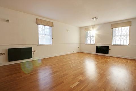 2 bedroom apartment to rent, Taverners Lodge, 20 Cockfosters Road, Barnet, Hertfordshire, EN4