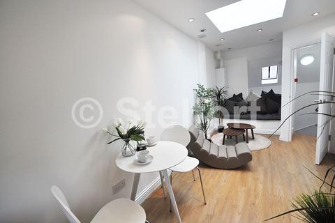1 bedroom apartment to rent, Jackson Road, London, N7