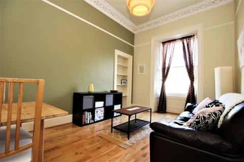 2 bedroom flat to rent, Oxford Street, Newington, Edinburgh, EH8