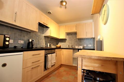 2 bedroom flat to rent, Oxford Street, Newington, Edinburgh, EH8