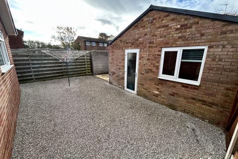 3 bedroom detached bungalow for sale, Rhodfa Wen, Llysfaen