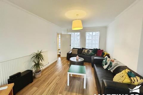 undefined, Manor Drive, Chelmsford