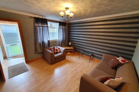 1 bedroom ground floor flat to rent, Glenmuir Court, Ayr KA8